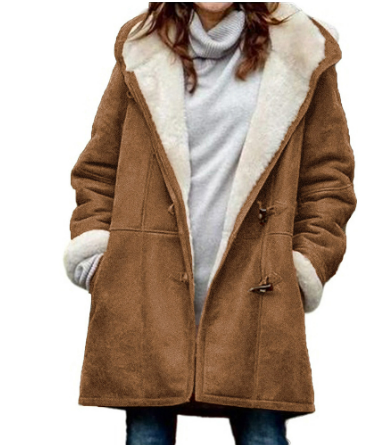 Manteau chic et décontracté avec une capuche généreuse pour les jours froids